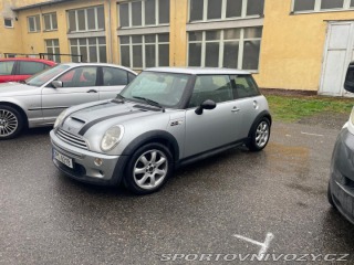 Mini Cooper R53 2004