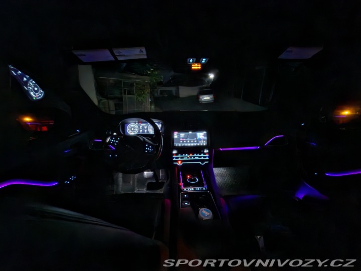 Jaguar F-Pace S-283kw V6 3.0 kompresor 2019