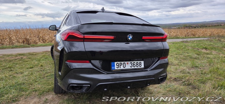 BMW X6  2022