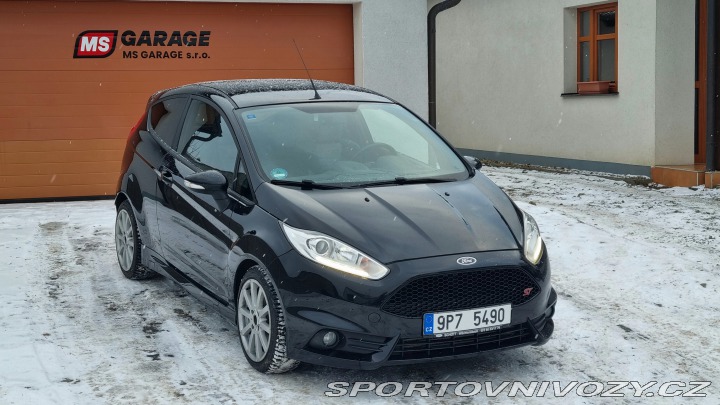 Ford Fiesta ST performance 2015