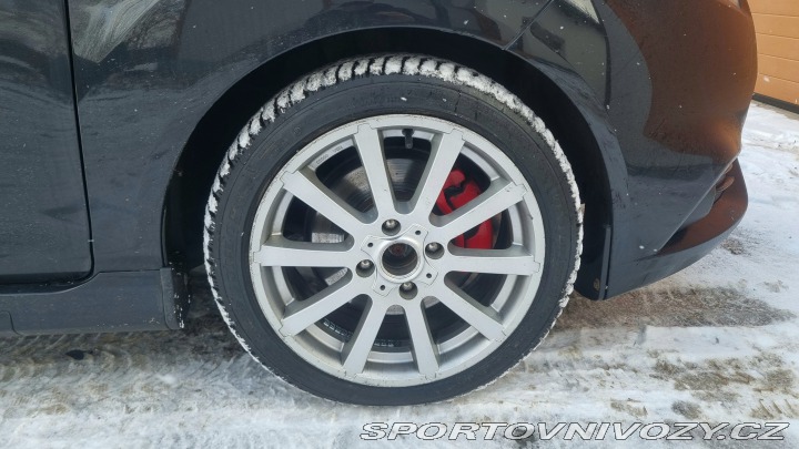 Ford Fiesta ST performance 2015