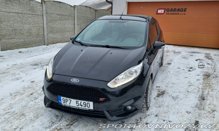 Ford Fiesta ST performance 2015