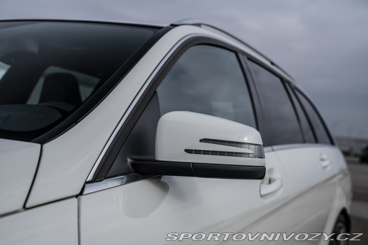 Mercedes-Benz C C63 AMG Performance Pack 2010