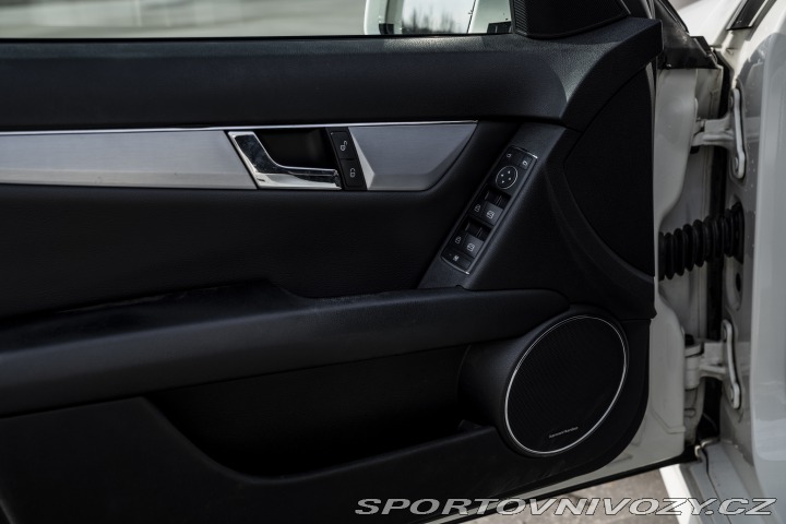 Mercedes-Benz C C63 AMG Performance Pack 2010