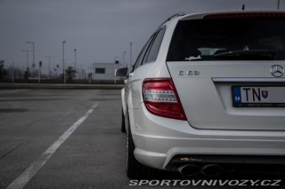 Mercedes-Benz C C63 AMG Performance Pack 2010