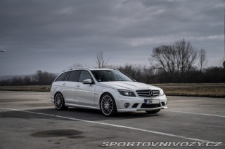 Mercedes-Benz C C63 AMG Performance Pack 2010