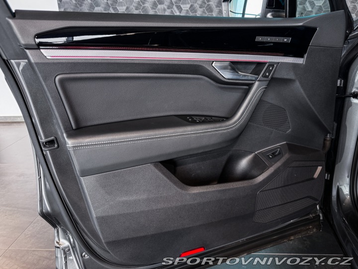 Volkswagen Ostatní modely Touareg R-Line 3.0 TDI 2019