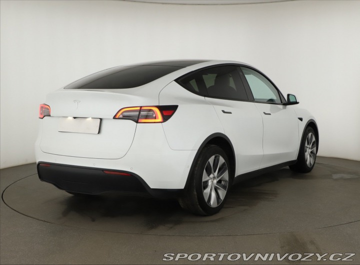 Tesla Model Y Long Range AWD 75kWh 2021
