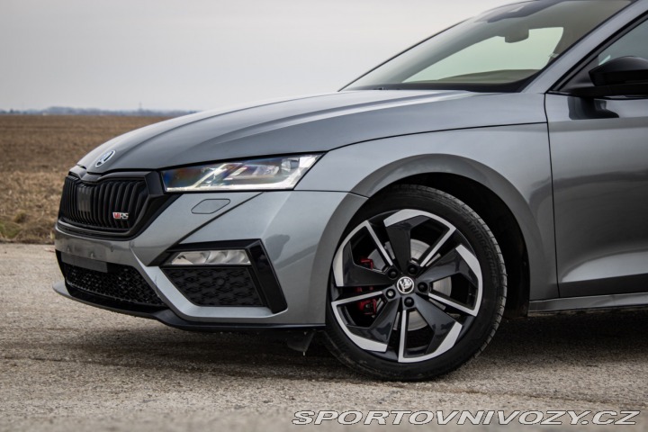 Škoda Octavia RS Combi Rs / AJ NA SPLÁTKY 2022