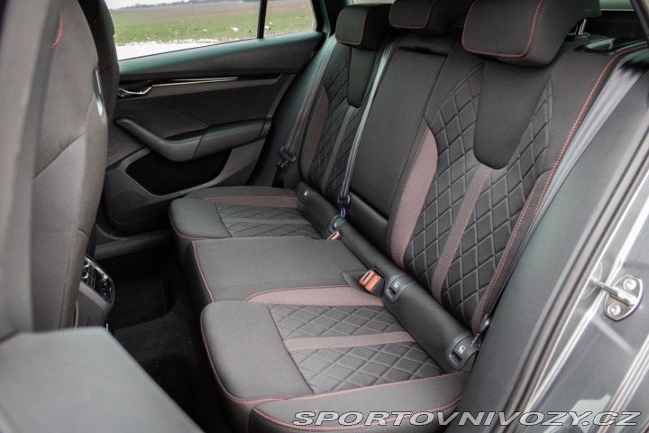 Škoda Octavia RS Combi  Rs / AJ NA SPLÁTKY 2022