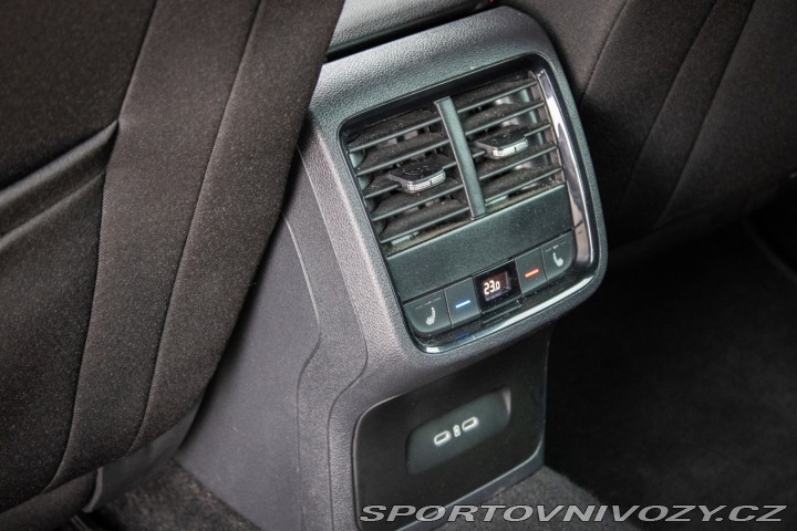 Škoda Octavia RS Combi Rs / AJ NA SPLÁTKY 2022