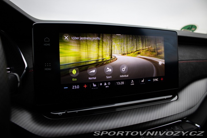 Škoda Octavia RS Combi Rs / AJ NA SPLÁTKY 2022