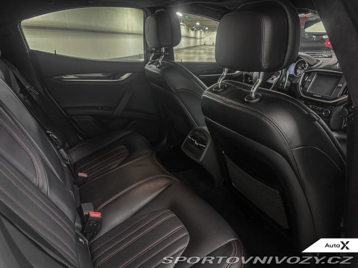 Maserati Ghibli  2016
