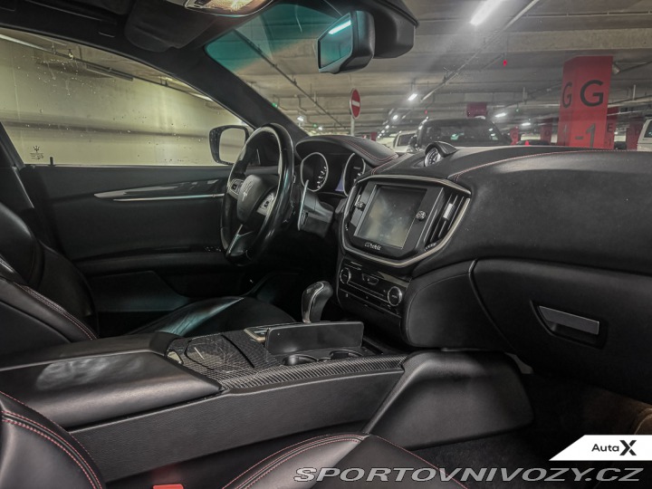 Maserati Ghibli  2016