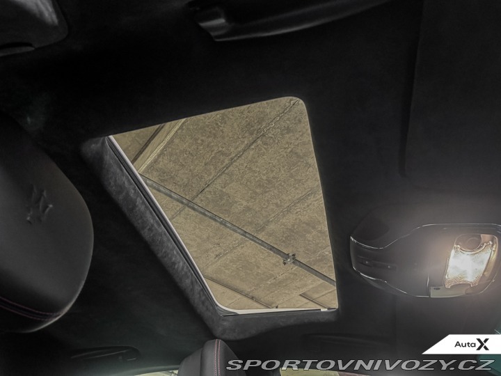 Maserati Ghibli  2016