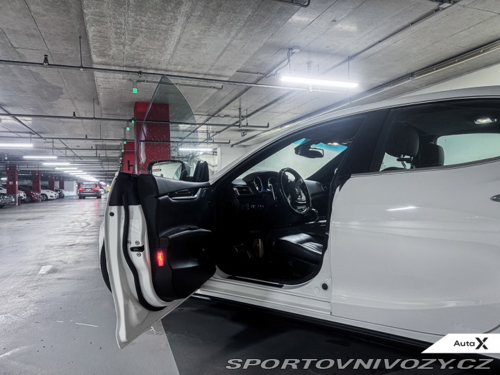 Maserati Ghibli  2016