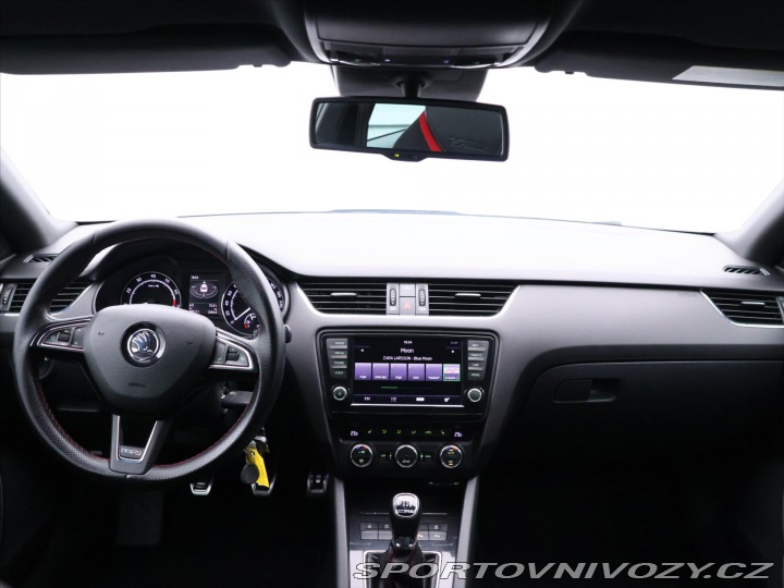 Škoda Octavia RS 2,0 TSI 162kW Navi Xenon 2013