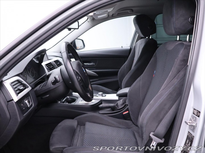 BMW 3 3,0 330d 190kW Sport M-Pa 2012