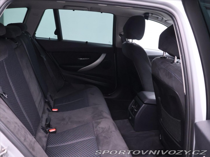 BMW 3 3,0 330d 190kW Sport M-Pa 2012