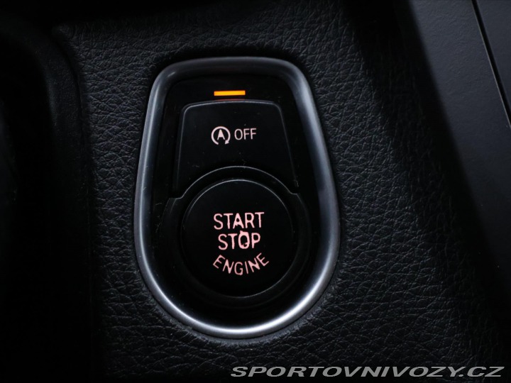 BMW 3 3,0 330d 190kW Sport M-Pa 2012