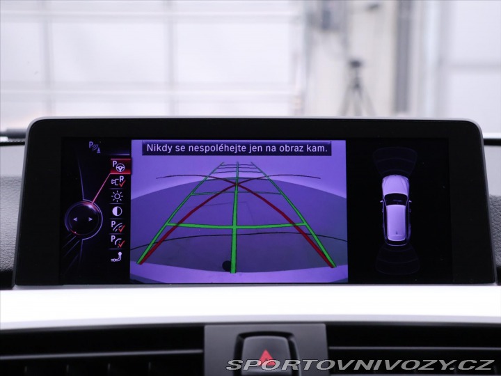 BMW 3 3,0 330d 190kW Sport M-Pa 2012