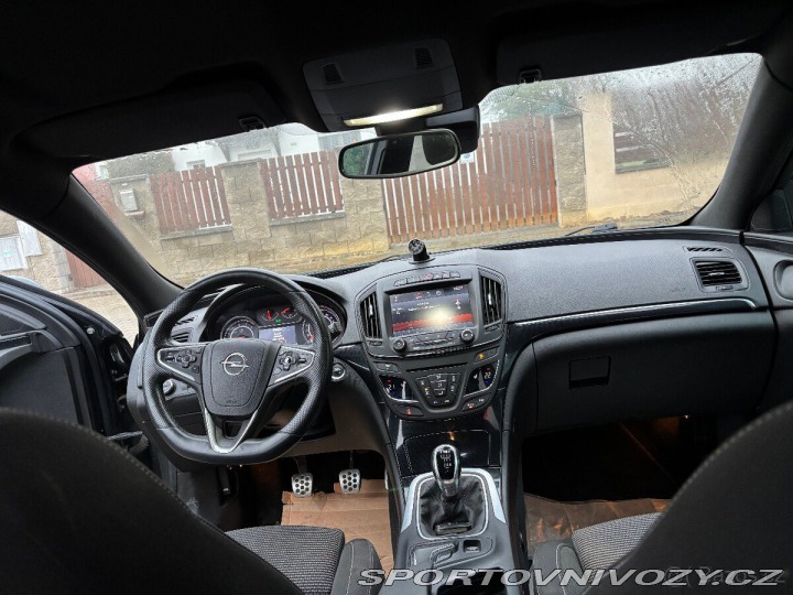 Opel Ostatní modely Insignia 2,0   TDI Sport Tourer 4x 2014