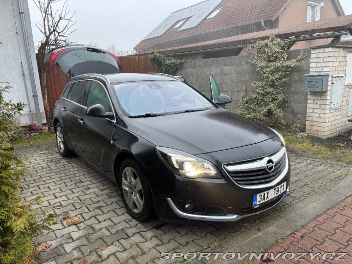 Opel Ostatní modely Insignia 2,0   TDI Sport Tourer 4x 2014