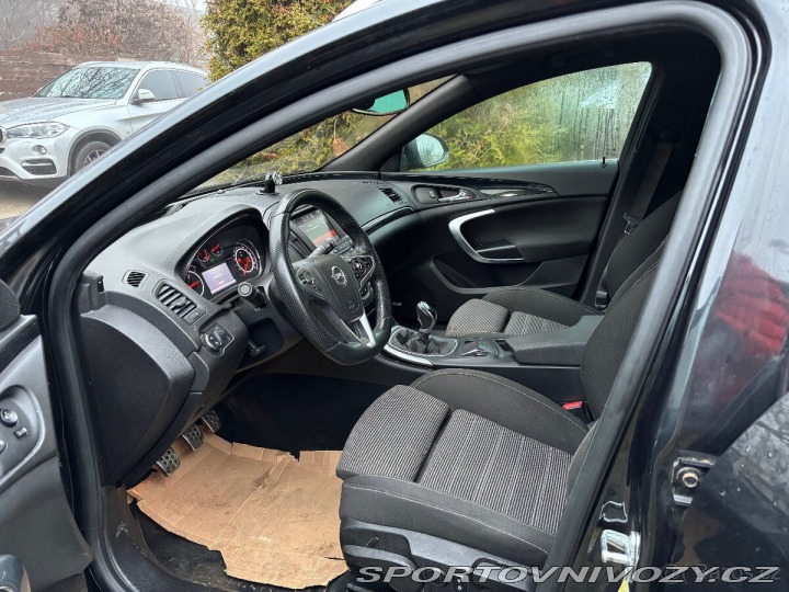 Opel Ostatní modely Insignia 2,0   TDI Sport Tourer 4x 2014