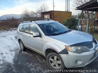 Mitsubishi Ostatní modely Outlander 2,2 2009