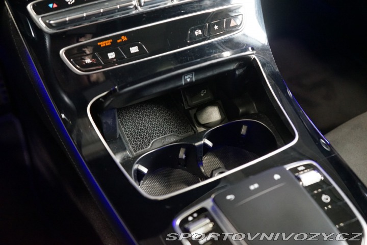 Mercedes-Benz E 400d*4M*360*NEZ.TOP*ŠÍBR* 2020