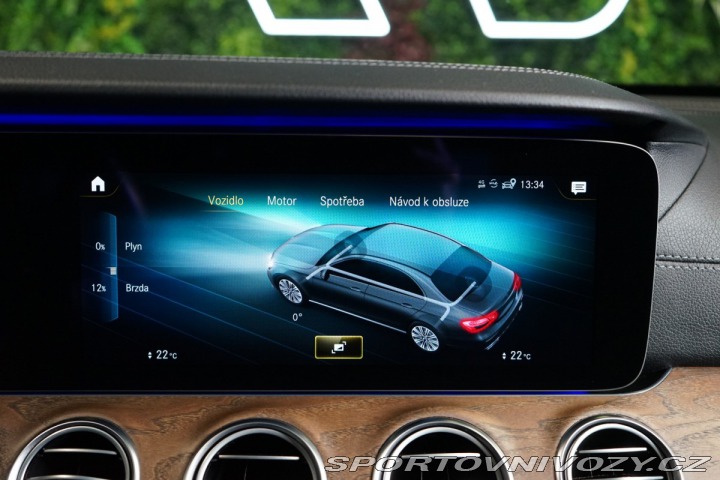 Mercedes-Benz E 400d*4M*360*NEZ.TOP*ŠÍBR* 2020