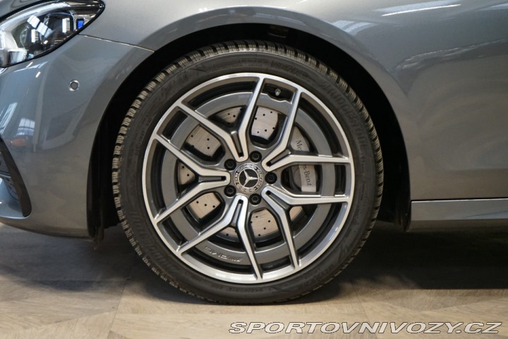 Mercedes-Benz E 400d*4M*360*NEZ.TOP*ŠÍBR* 2020