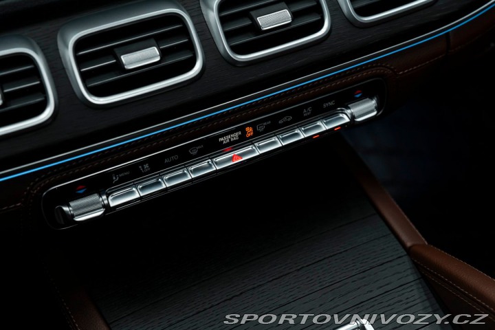 Mercedes-Benz Ostatní modely GLE 4Matic, AMG Line, PANO, A 1800