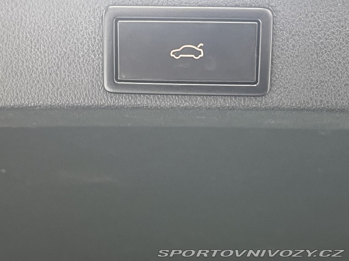 Škoda Ostatní modely OCTAVIA 1.8TSI DSG 4x4 2013