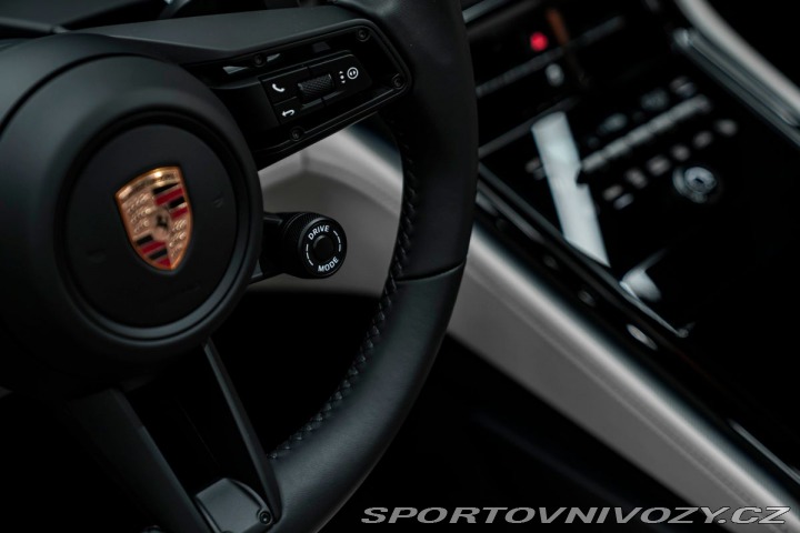 Porsche Panamera 4 E-hybrid, Inno, ActiveR 1800