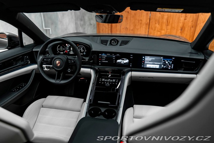 Porsche Panamera 4 E-hybrid, Inno, ActiveR 1800