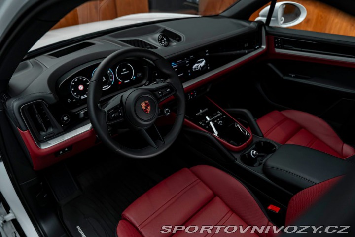 Porsche Cayenne PANO, HD-MATRIX, INNO, VÝ 1800