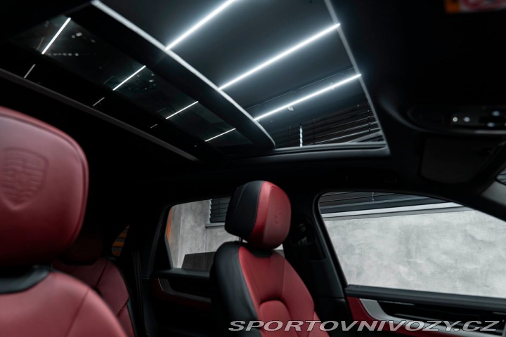 Porsche Cayenne PANO, HD-MATRIX, INNO, VÝ 1800