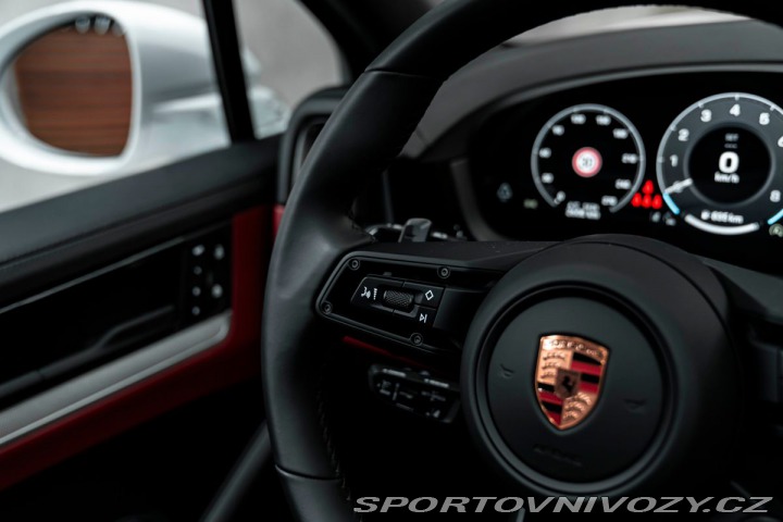 Porsche Cayenne PANO, HD-MATRIX, INNO, VÝ 2025