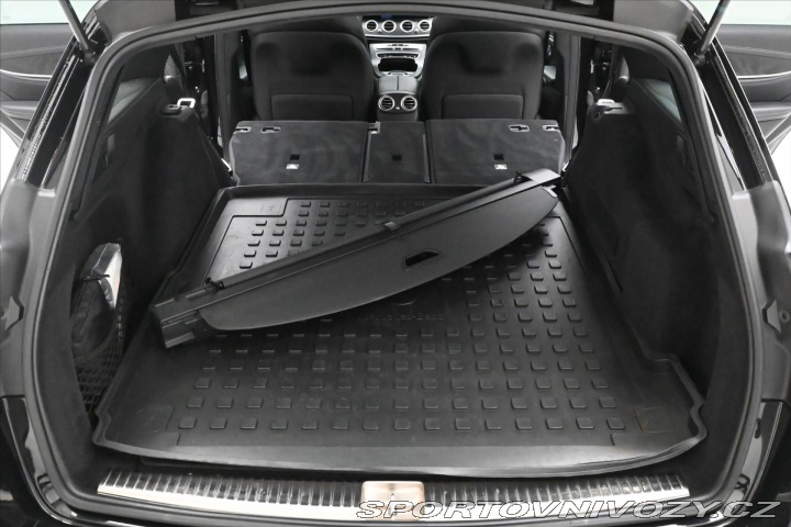 Mercedes-Benz E 2,0 220d 147kW AMG Line Z 2022