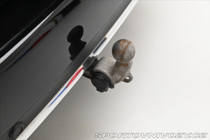 Mercedes-Benz E 2,0 220d 147kW AMGLINE Zá 2022