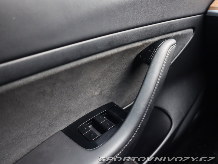 Tesla Model 3 Std Range Plus 52kWh 2020