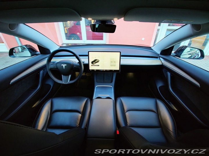 Tesla Model 3 Long Range Dual Motor 366 2021