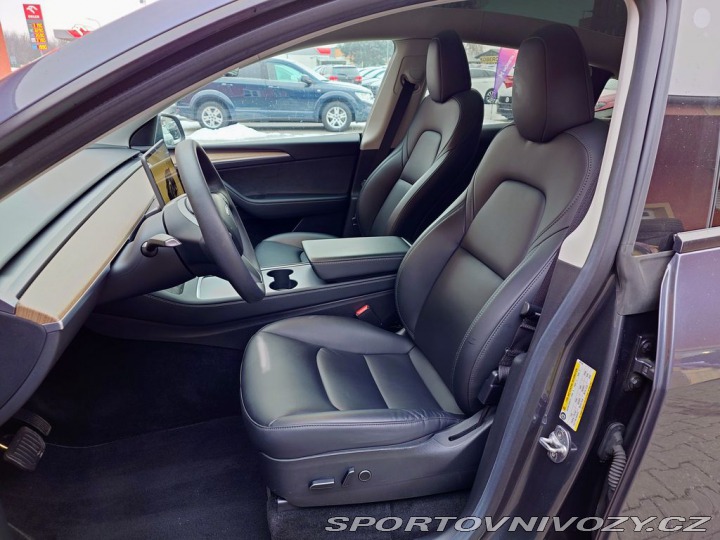 Tesla Model Y Long Range Dual Motor 378 2022