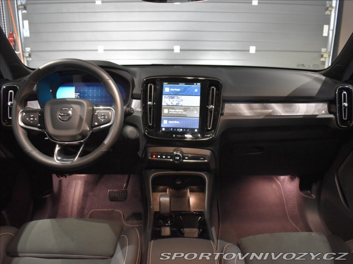 Volvo Ostatní modely EX40 0,0 TWIN MOTOR PLUS 2025