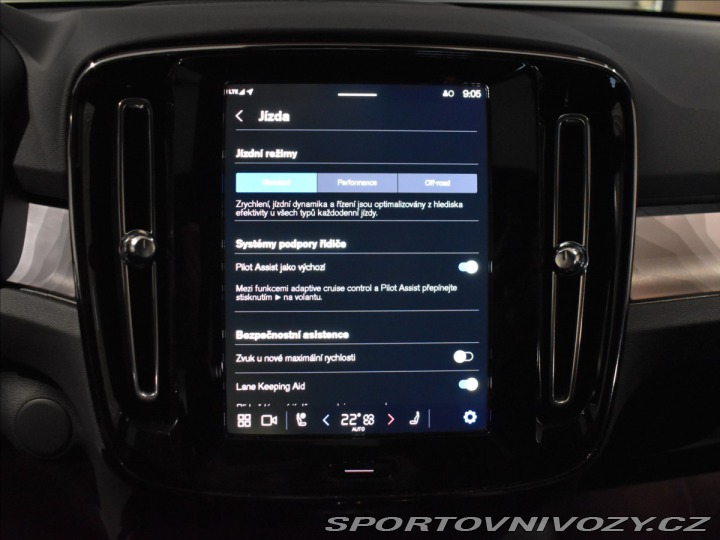 Volvo Ostatní modely EX40 0,0 TWIN MOTOR PLUS 2025