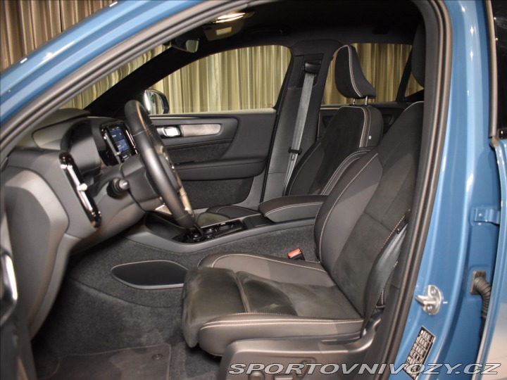 Volvo Ostatní modely EX40 0,0 TWIN MOTOR PLUS 2025