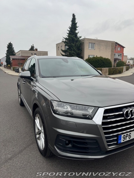 Audi Ostatní modely Q7 3,0 TDI quattro S-line 2015