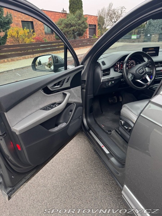 Audi Ostatní modely Q7 3,0 TDI quattro S-line 2015