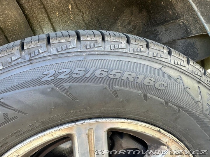 Chrysler Ostatní modely Town & Country 3,8   V6 148Kw BENZIN+LPG 2007